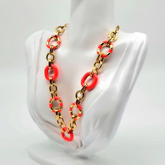 Kate Spade Chunky Gold Rolo Link Statement Necklace with Pink Enameling - Picture 4 of 10